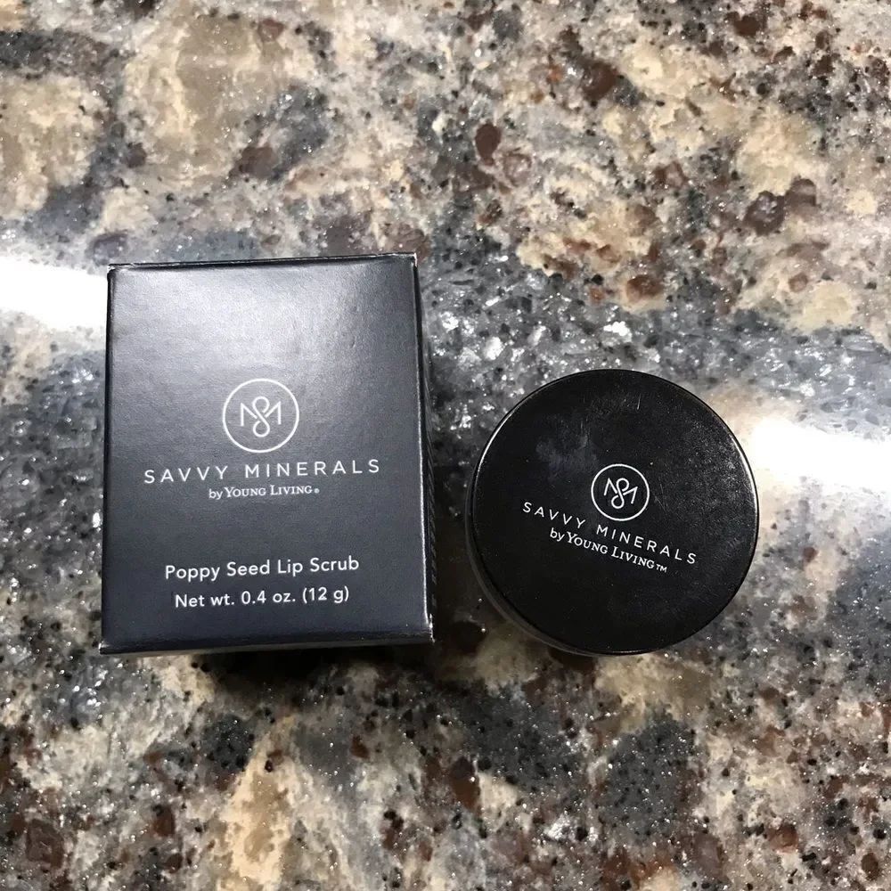 (NIB) Young Living lip scrub